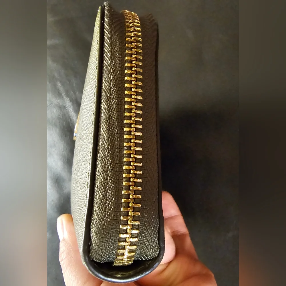 Michael Kors Large Continental Wallet Saffiano leather Olive NWOT - Picture 7 of 16